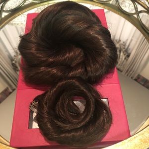 “Luxy”hair extensions